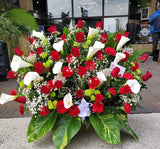 Canasta Premium de Rosas y Cartuchos