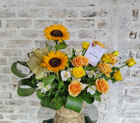 Mini Fiesta de Rosas y Girasoles