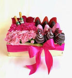 Caja de Fresas y Claveles