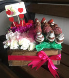 Caja de Fresas y Claveles
