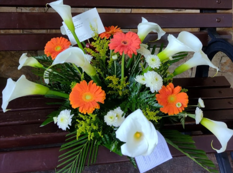 Palmatorias: Tributos Florales en los Funerales