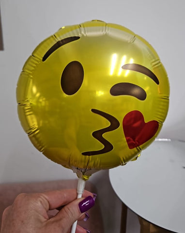 Globo Metálico de Emoji Besito