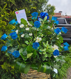 Canasta de Rosas Azules