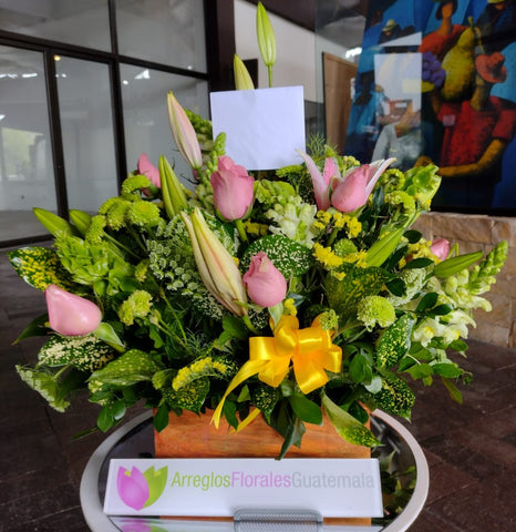 Caja de Lirios y Hortensias